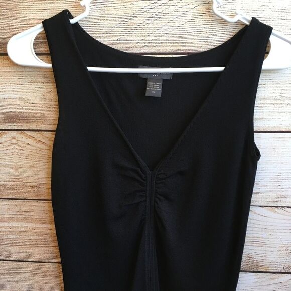 BANANA REPUBLIC FACTORY STRETCH TOP IN BLACK - Picture 2 of 5